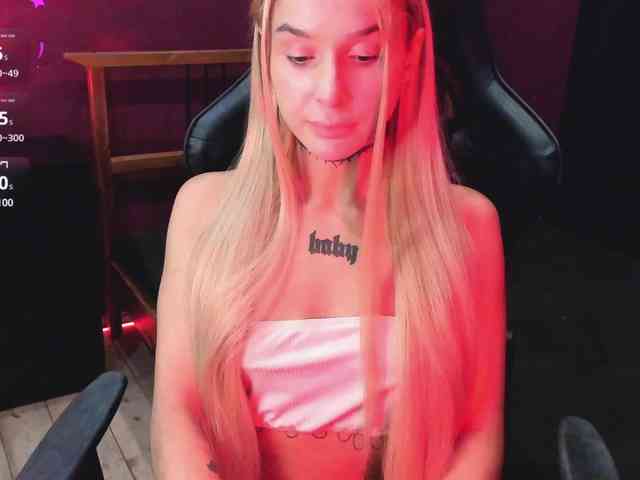 AshMila webcam