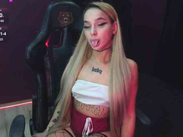 AshMila webcam