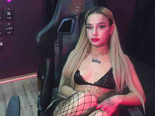 AshMila webcam