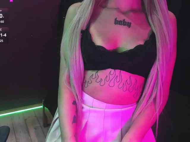 AshMila webcam