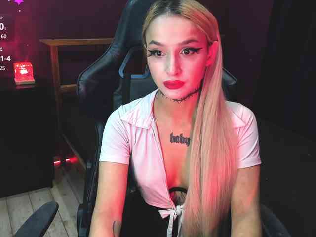 AshMila webcam