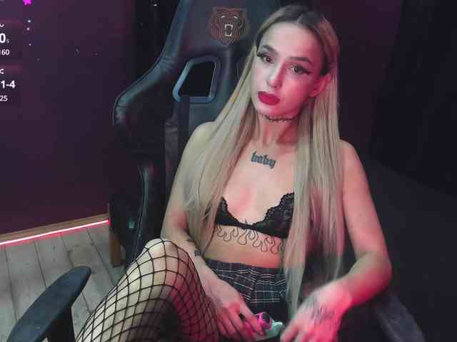 AshMila webcam