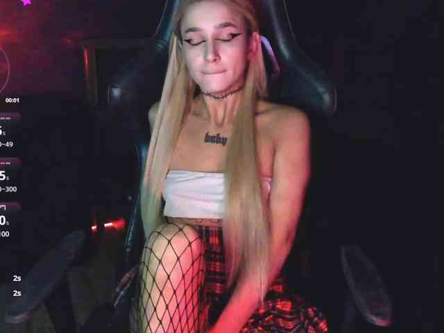 AshMila webcam