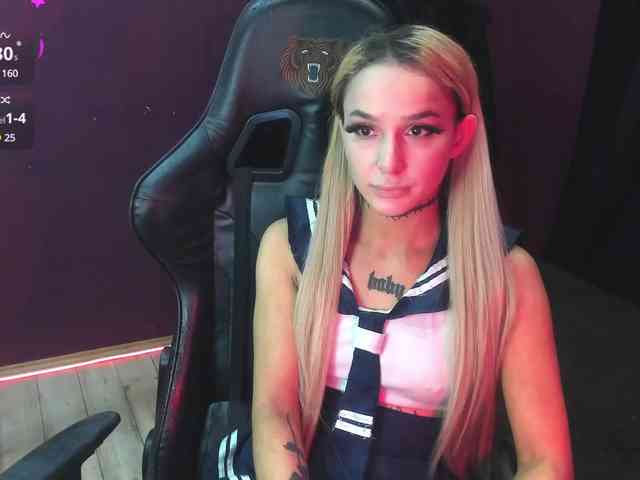 AshMila webcam