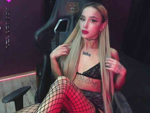 AshMila webcam