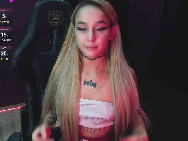 sex webcam free AshMila