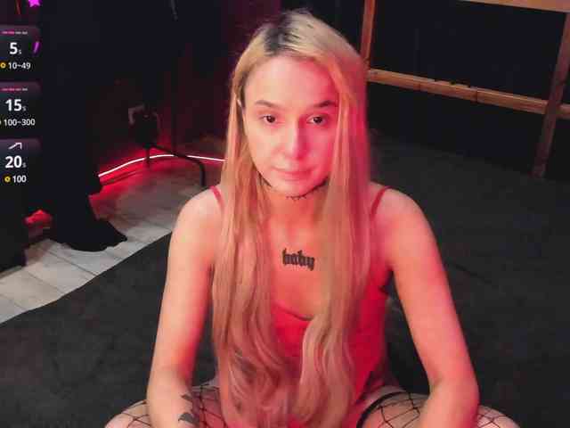 AshMila webcam