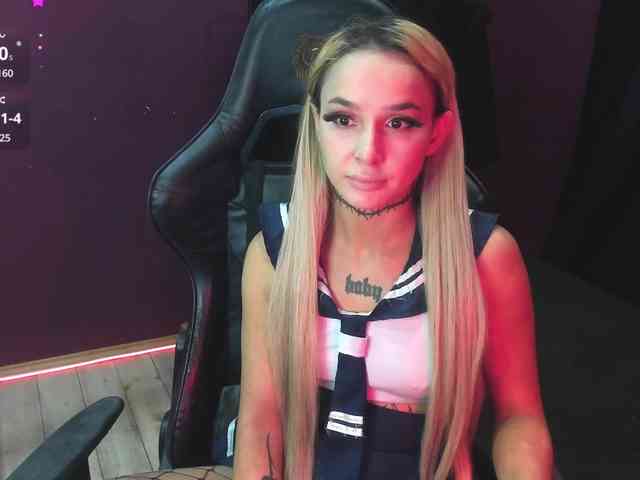 AshMila webcam