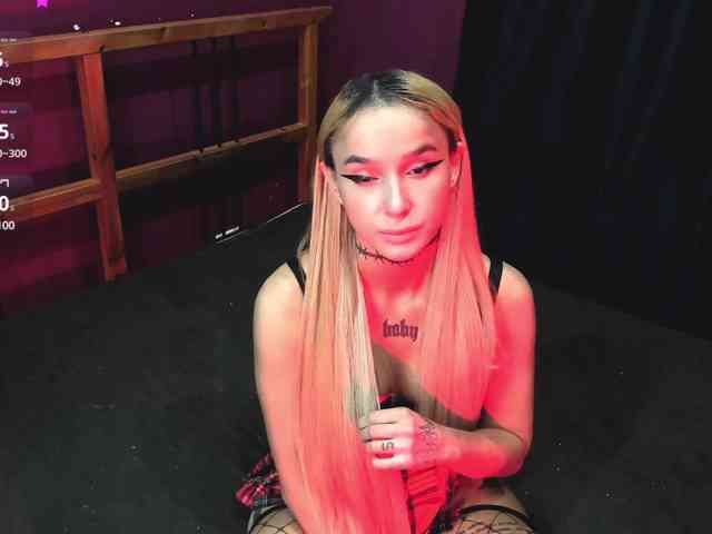 AshMila webcam