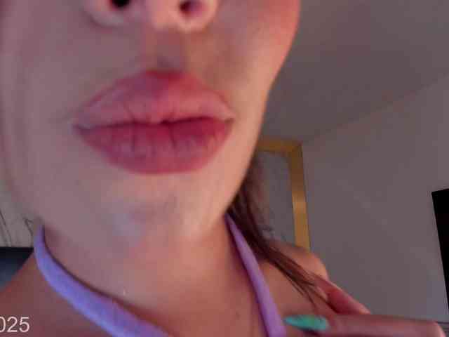 Bylie-Hills Live Webcam on BongaCams