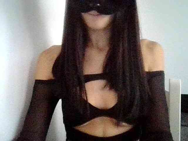 littlebamb18 webcam