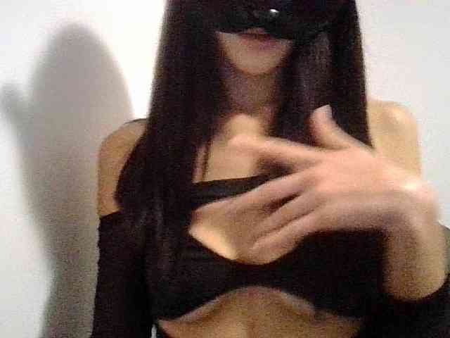 littlebamb18 webcam