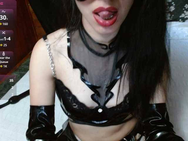 persefone-fire webcam bongacams model stream image