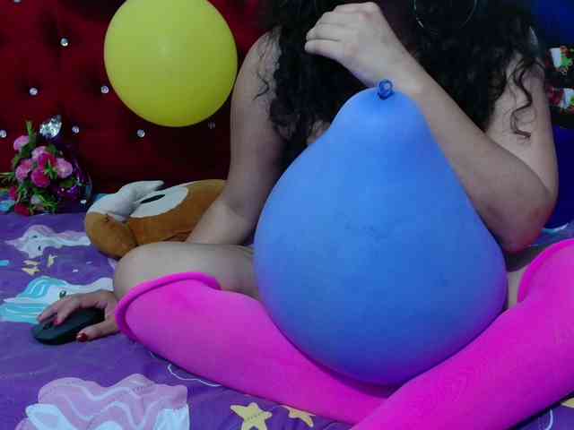 lola-fiery webcam
