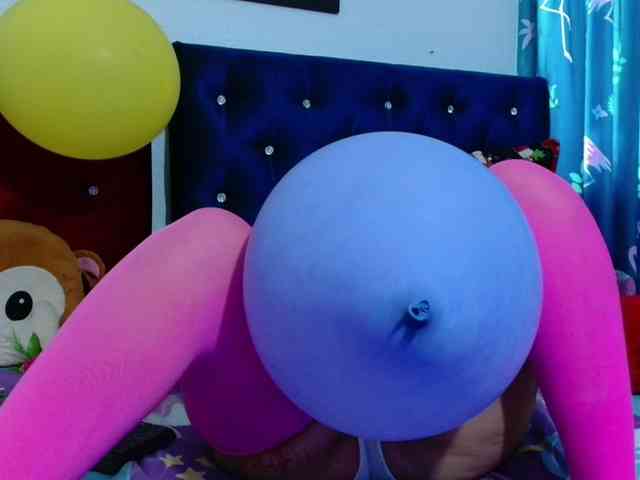 lola-fiery webcam