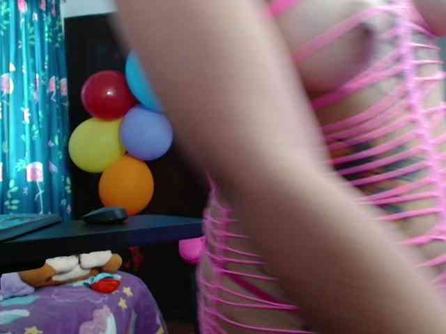 lola-fiery webcam