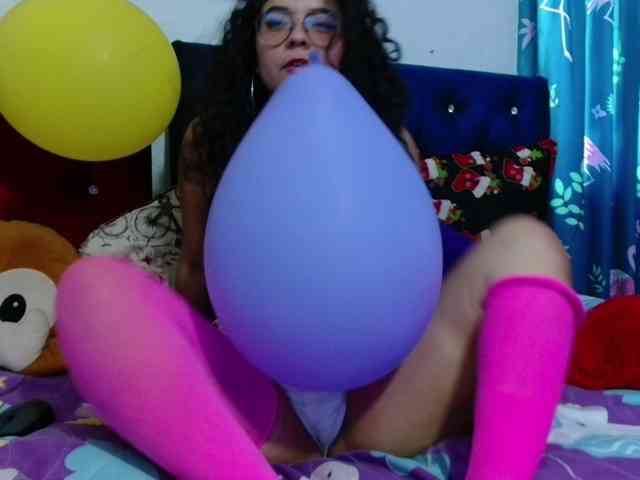 lola-fiery webcam