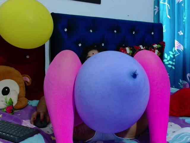 lola-fiery webcam