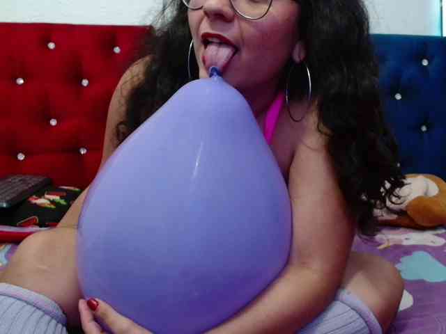 lola-fiery webcam