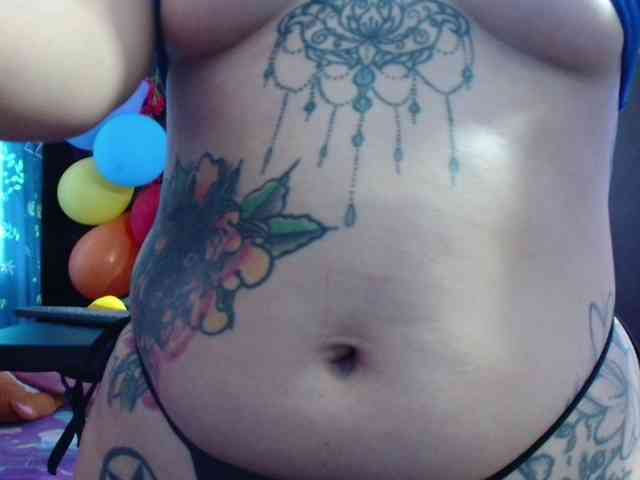 lola-fiery webcam