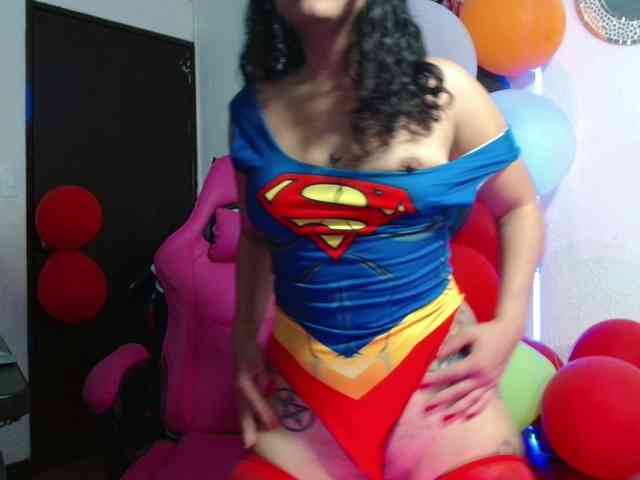 lola-fiery webcam