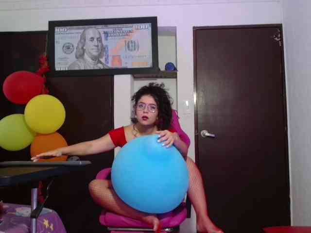 lola-fiery webcam