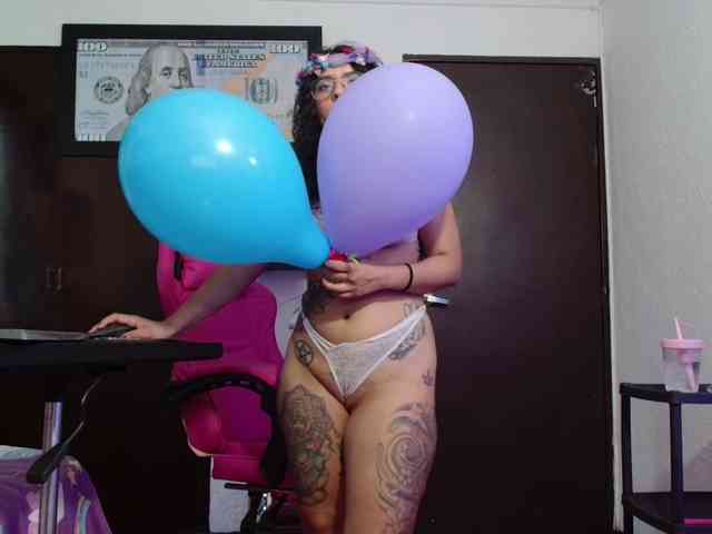 lola-fiery webcam