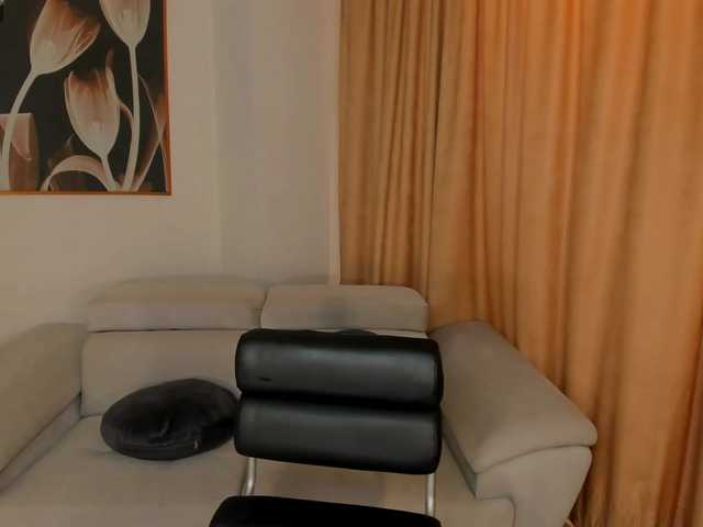 AlinaKravitz's BongaCams show and profile