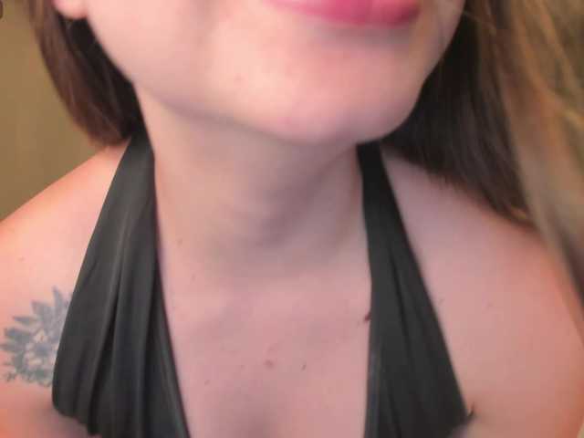 AlinaKravitz's BongaCams show and profile