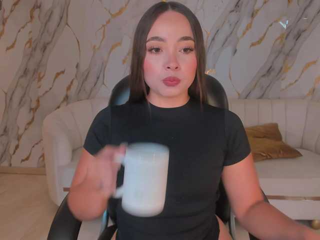 AlinaKravitz's BongaCams show and profile