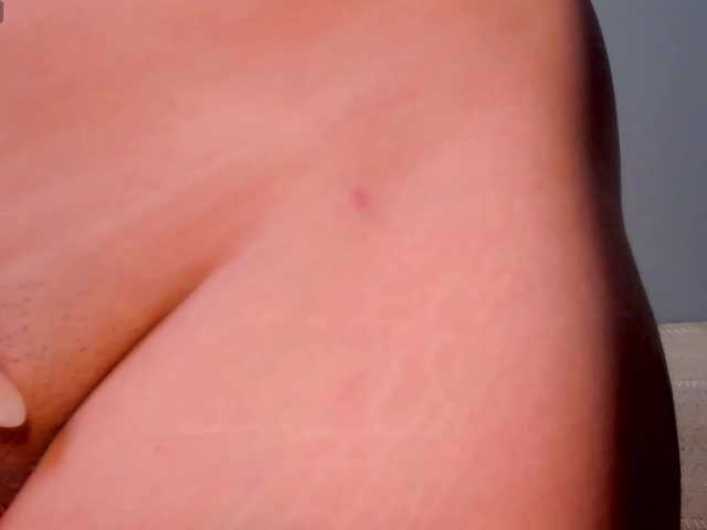 AlinaKravitz live cam profile