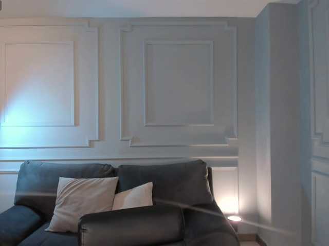 AlinaKravitz's BongaCams show and profile