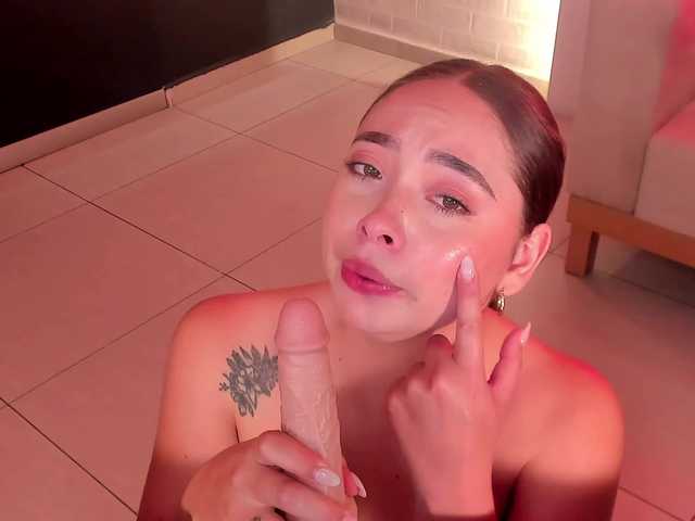 AlinaKravitz's BongaCams show and profile