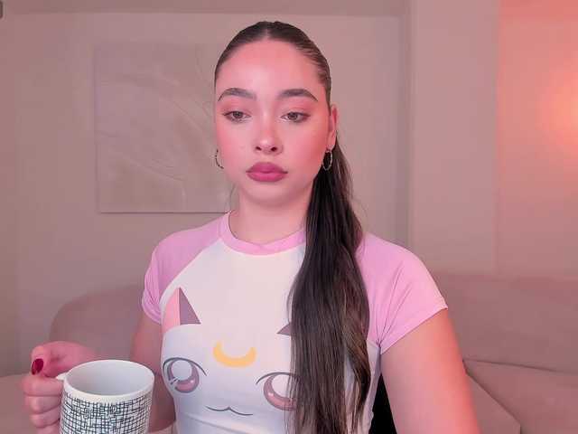 AlinaKravitz's BongaCams show and profile