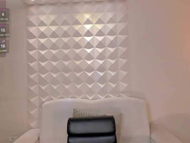 AlinaKravitz's BongaCams show and profile