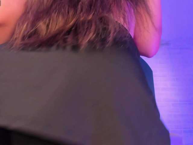 AlinaKravitz's BongaCams show and profile