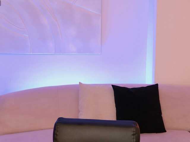 AlinaKravitz's BongaCams show and profile