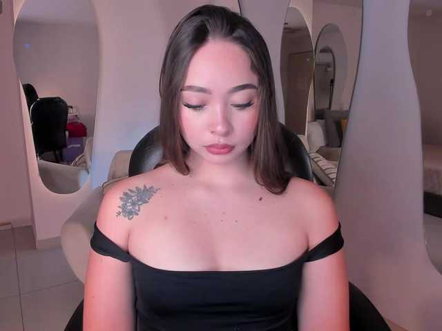 AlinaKravitz's BongaCams show and profile