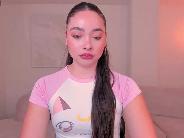 AlinaKravitz's BongaCams show and profile