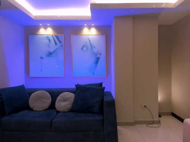 AlinaKravitz's BongaCams show and profile