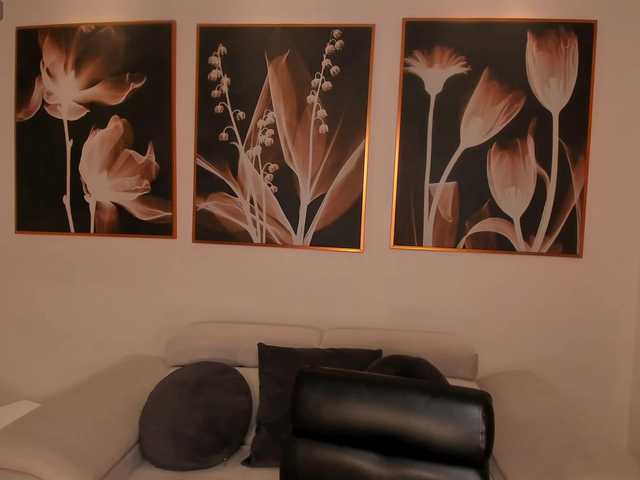 AlinaKravitz's BongaCams show and profile