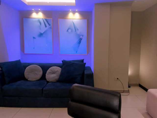 AlinaKravitz's BongaCams show and profile