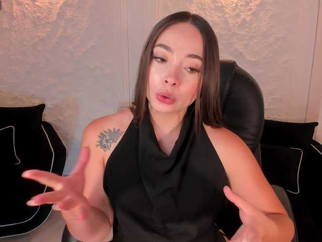 AlinaKravitz's BongaCams show and profile