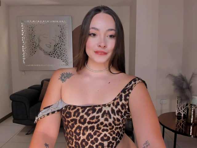 AlinaKravitz's BongaCams show and profile