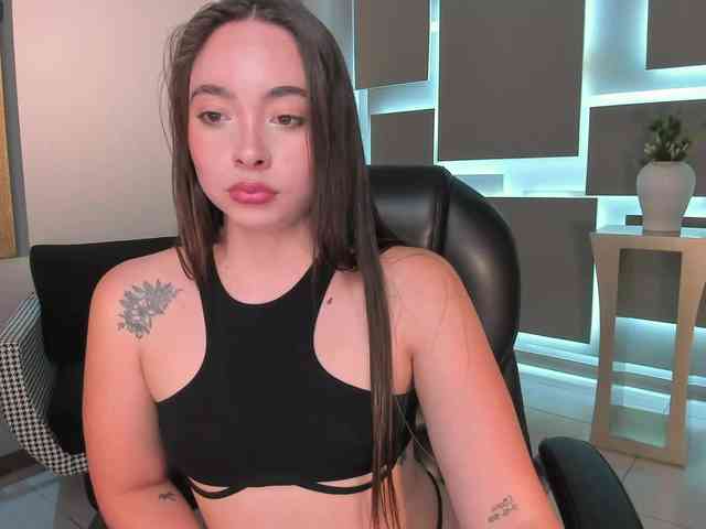 AlinaKravitz AlinaKravitz