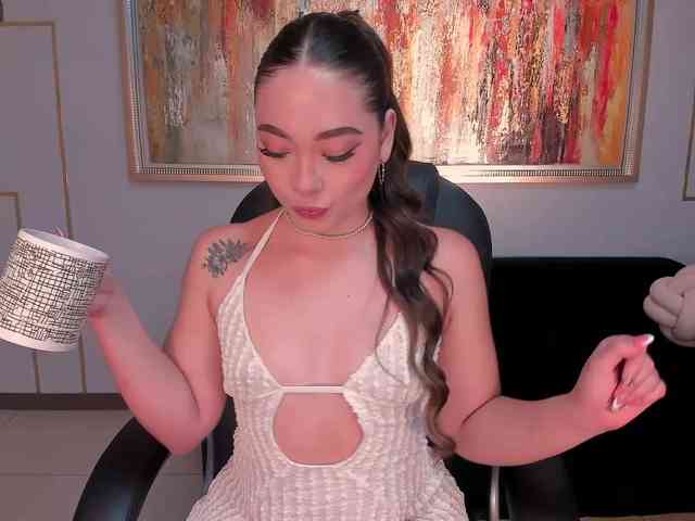 AlinaKravitz AlinaKravitz