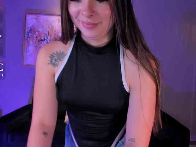 chat free AlinaKravitz