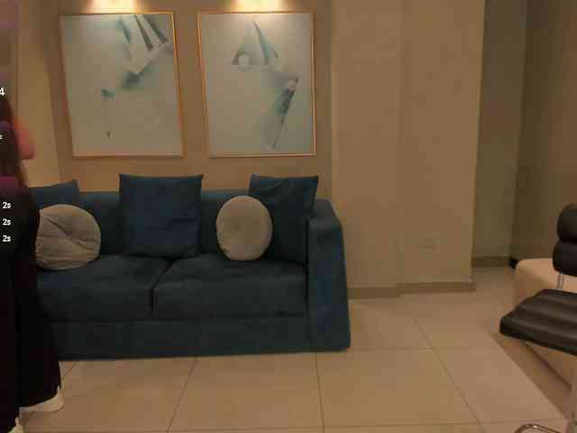 AlinaKravitz Live Webcam on BongaCams