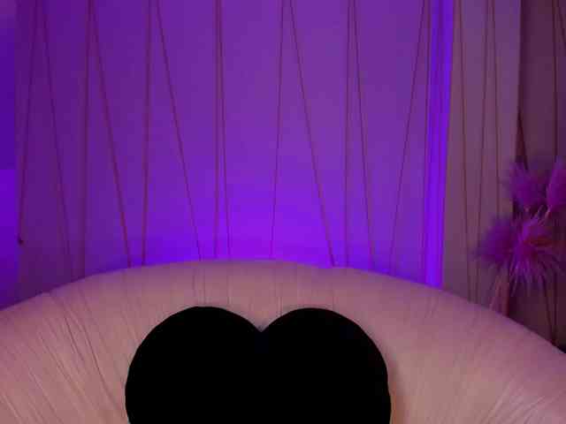 AlinaKravitz webcam