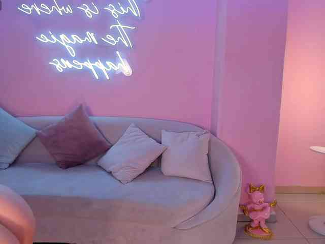 AlinaKravitz AlinaKravitz